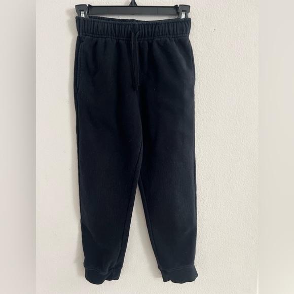 Def Leppard Graphic Tee and Black Pants Set - Picture 3 of 9